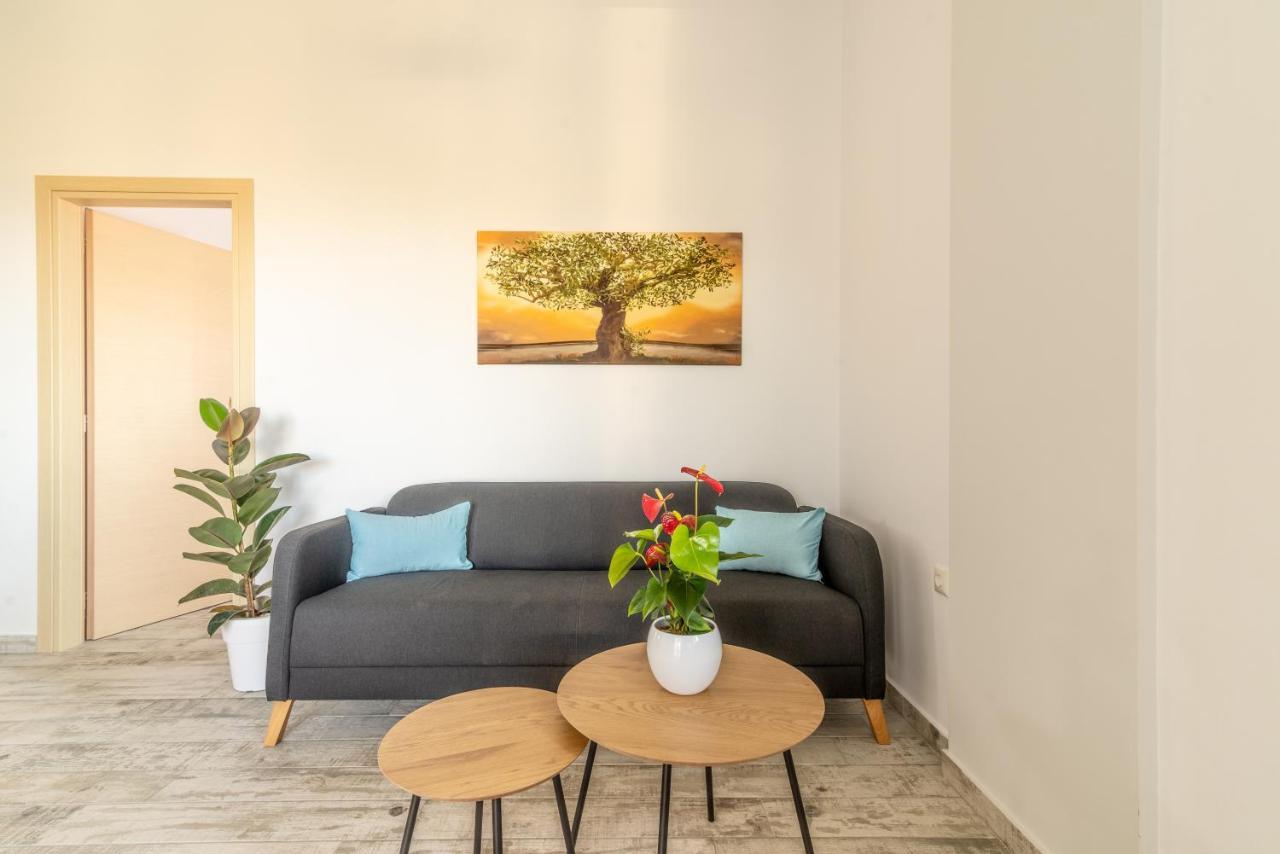 Magriplis Hill Apts Gouves Exteriér fotografie